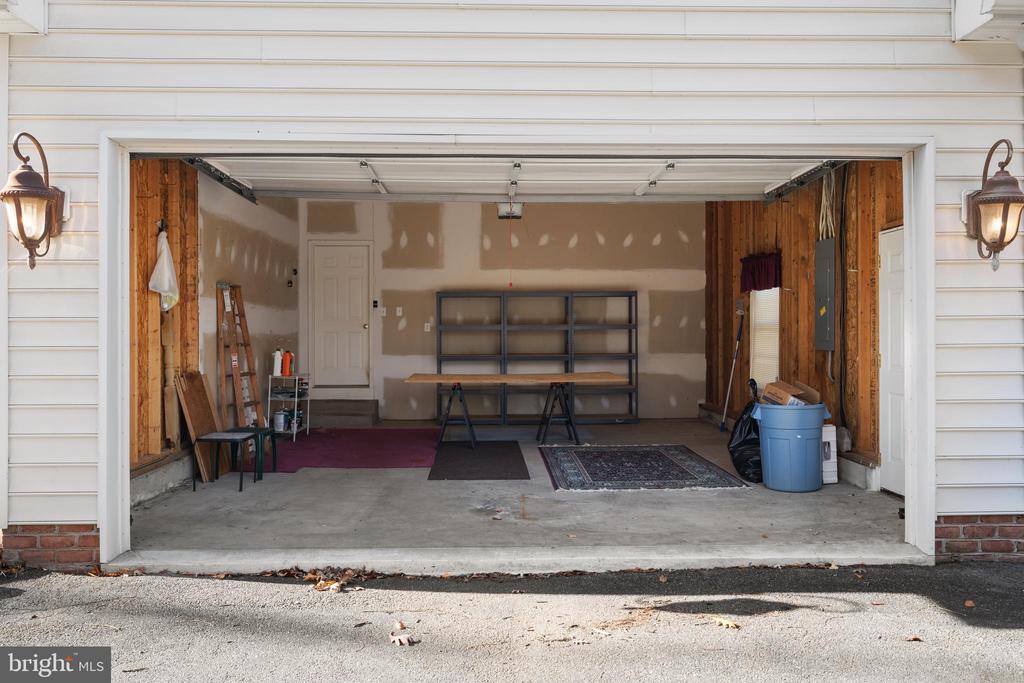 238 BEAUTIFUL COURT