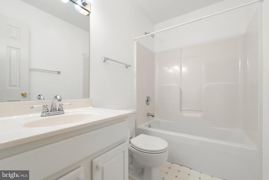 238 BEAUTIFUL COURT