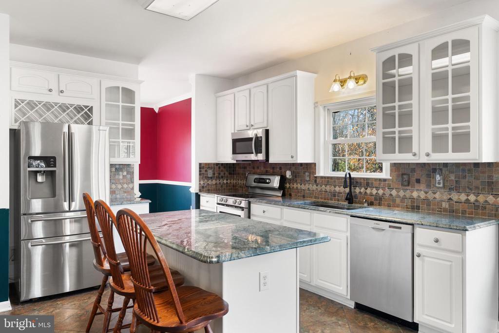 238 BEAUTIFUL COURT