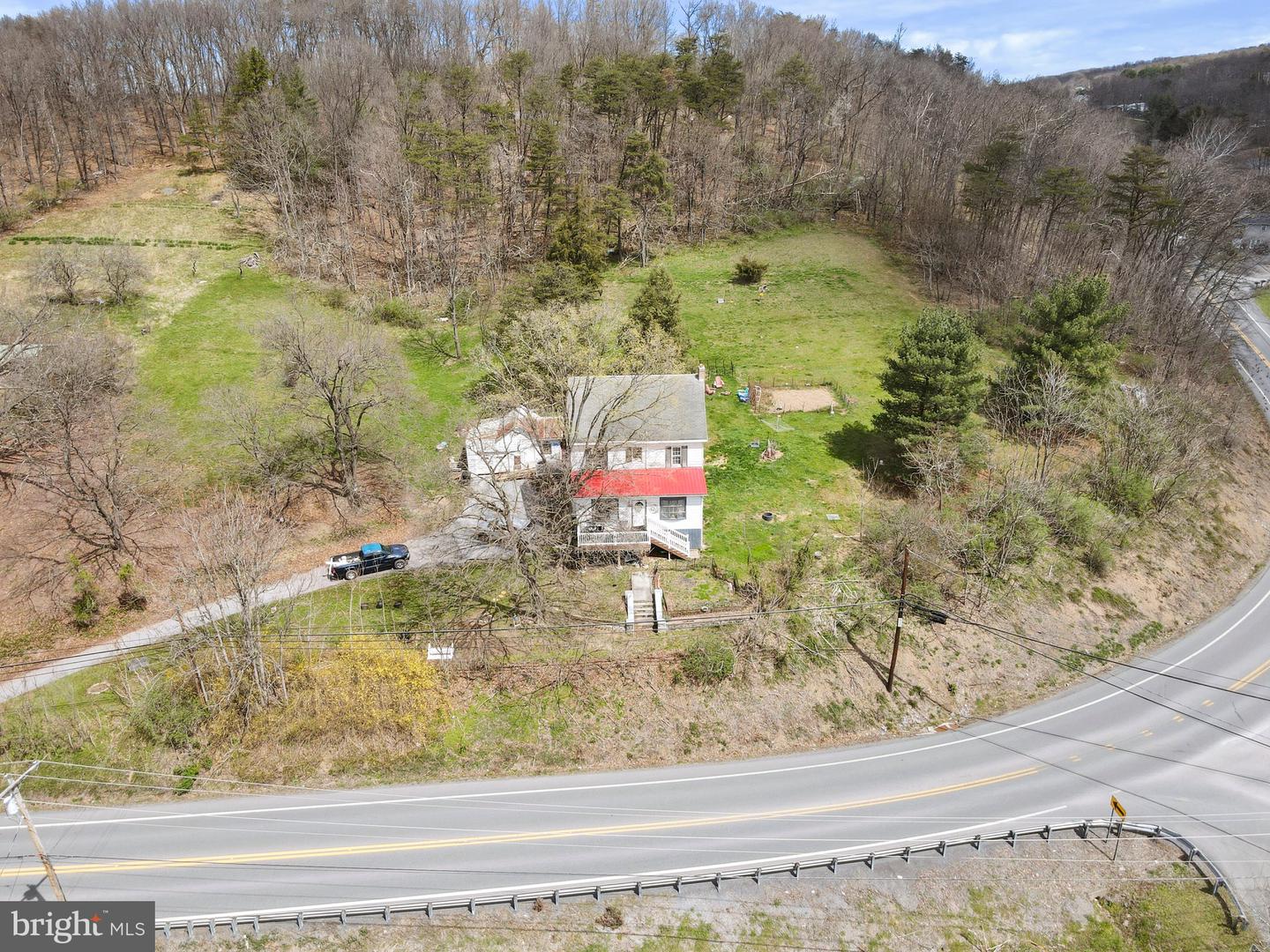 845 Martinsburg Rd