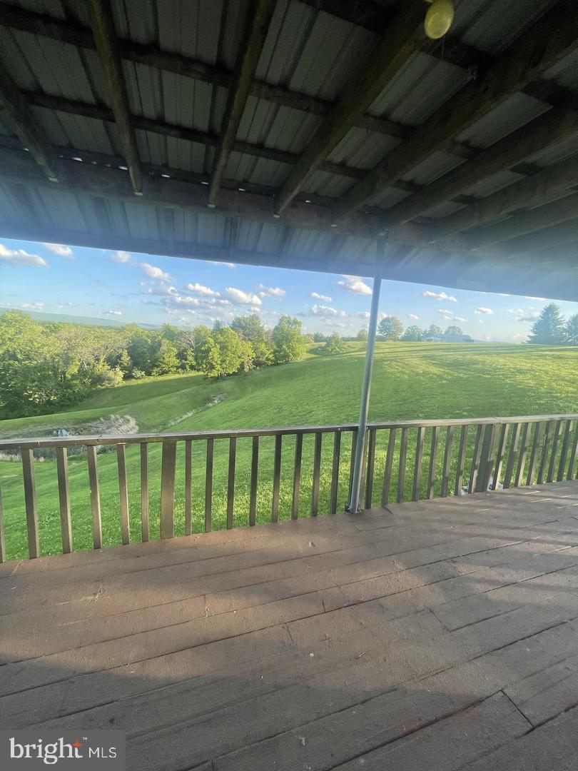 3040 Fairview Dr