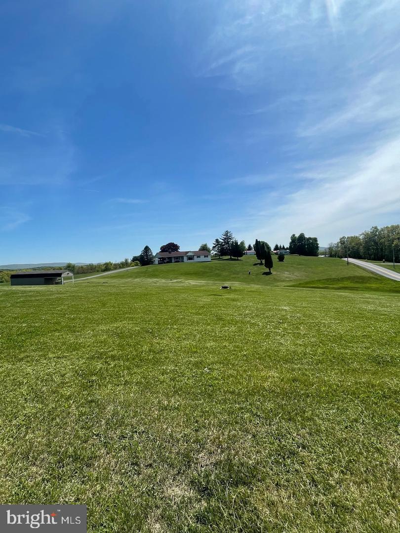 3040 Fairview Dr
