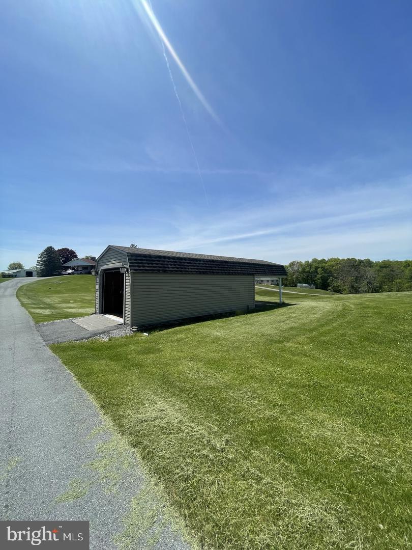 3040 Fairview Dr