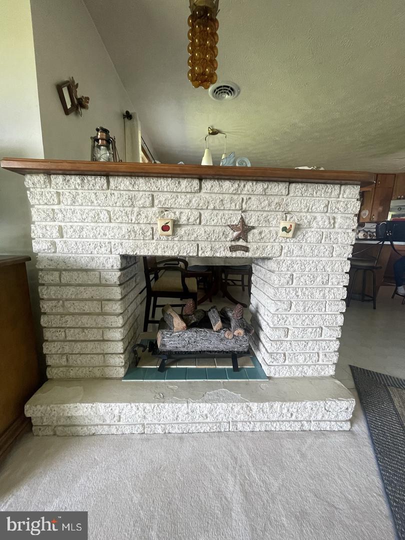 3040 Fairview Dr