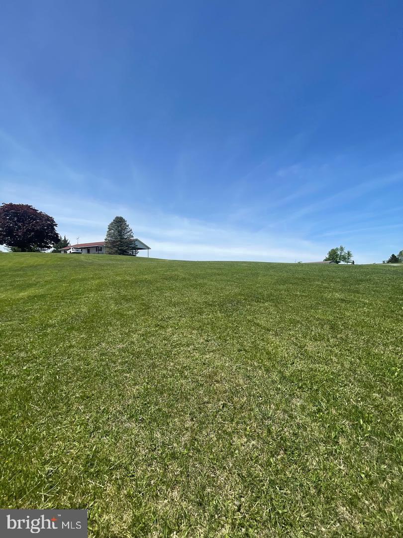 3040 Fairview Dr