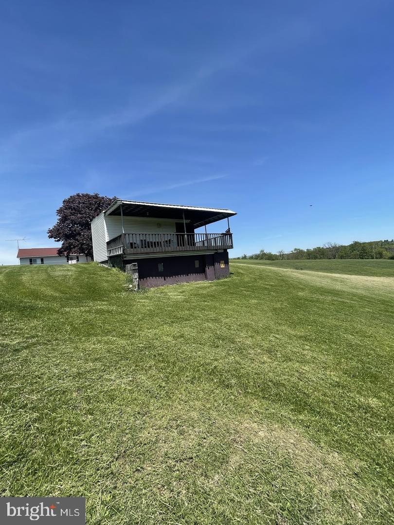 3040 Fairview Dr
