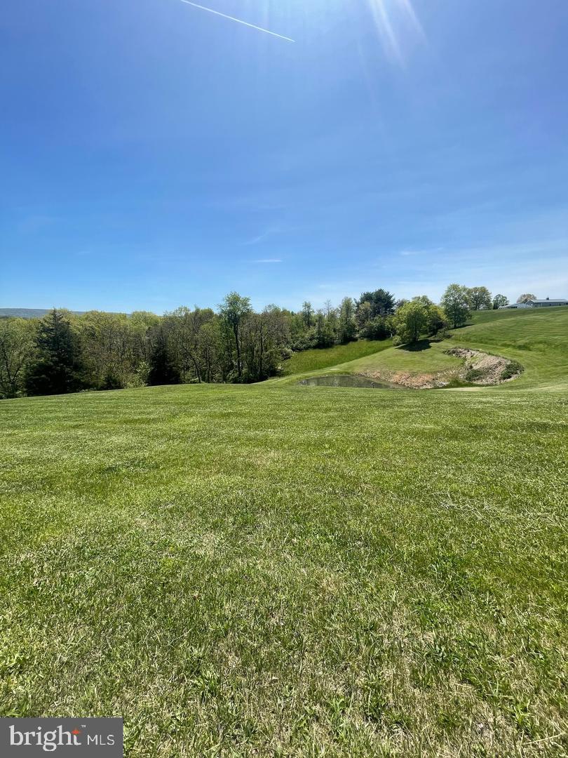 3040 Fairview Dr