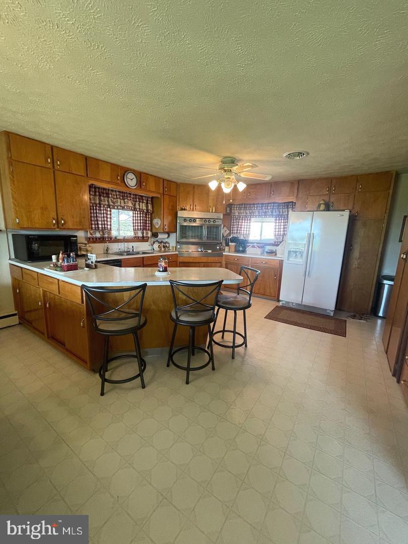 3040 Fairview Dr