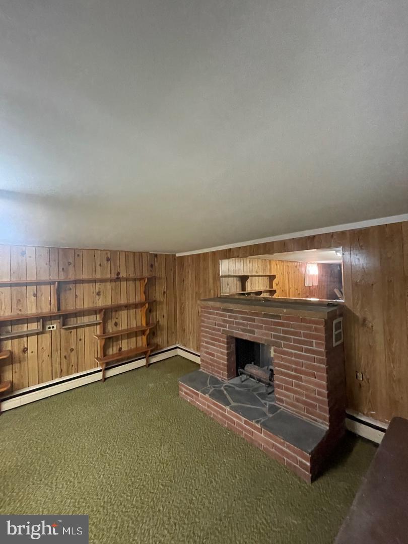 3040 Fairview Dr