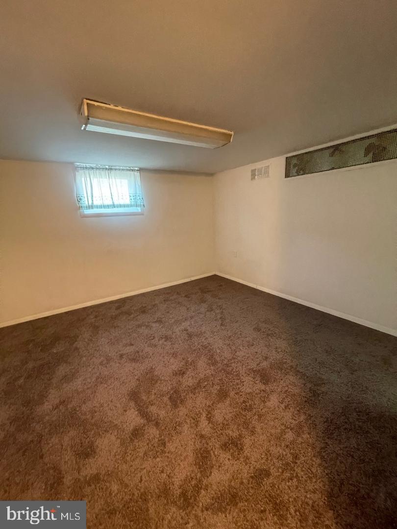 3040 Fairview Dr