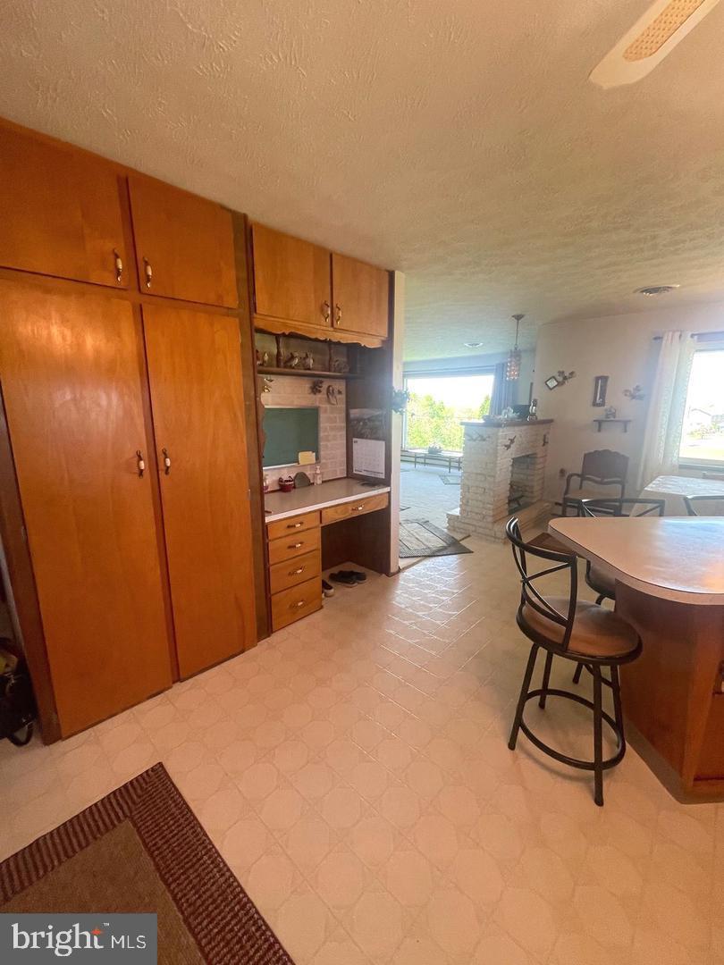3040 Fairview Dr
