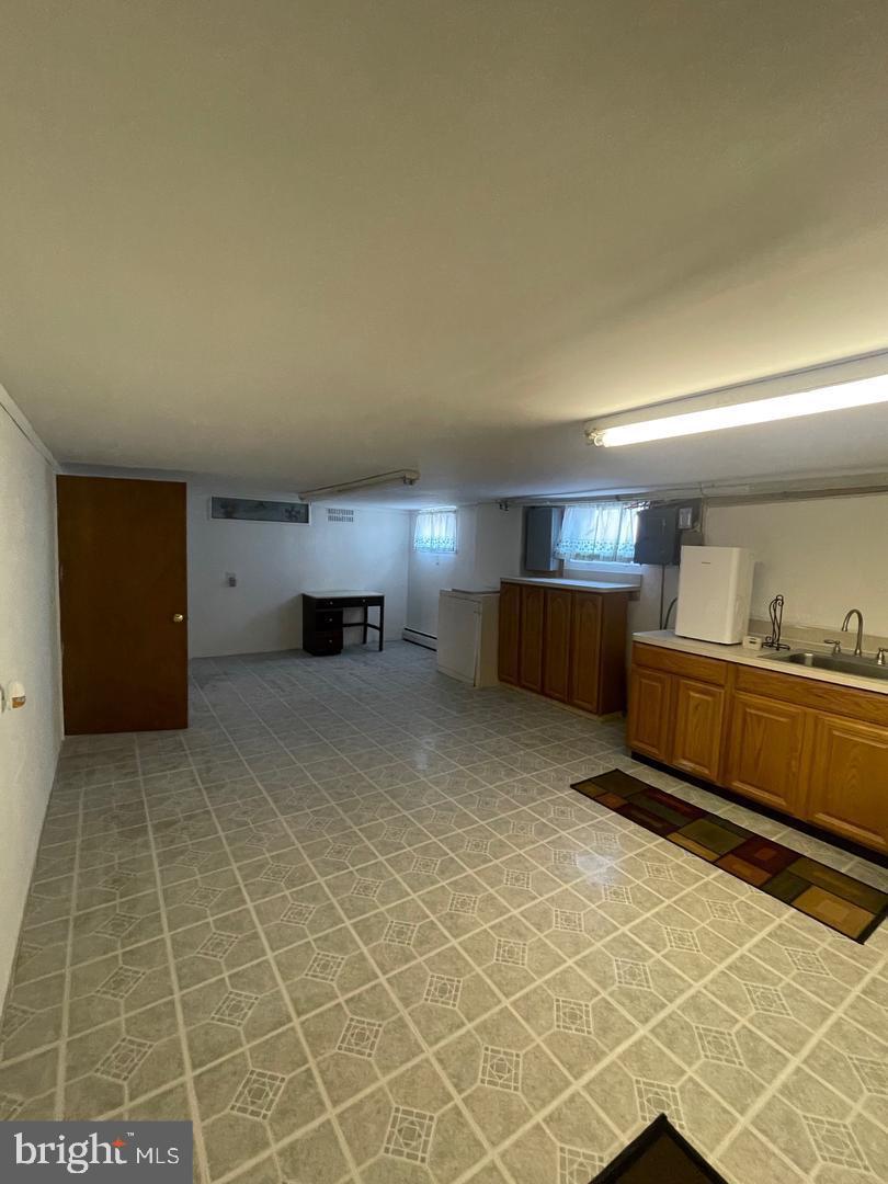 3040 Fairview Dr