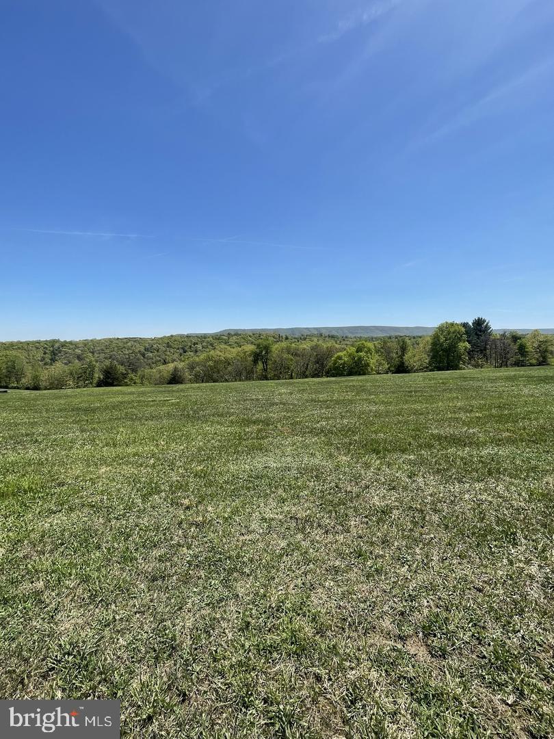 3040 Fairview Dr