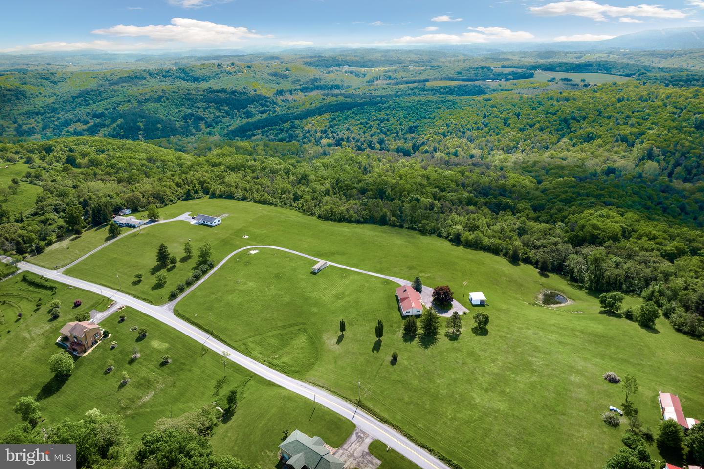 3040 Fairview Dr
