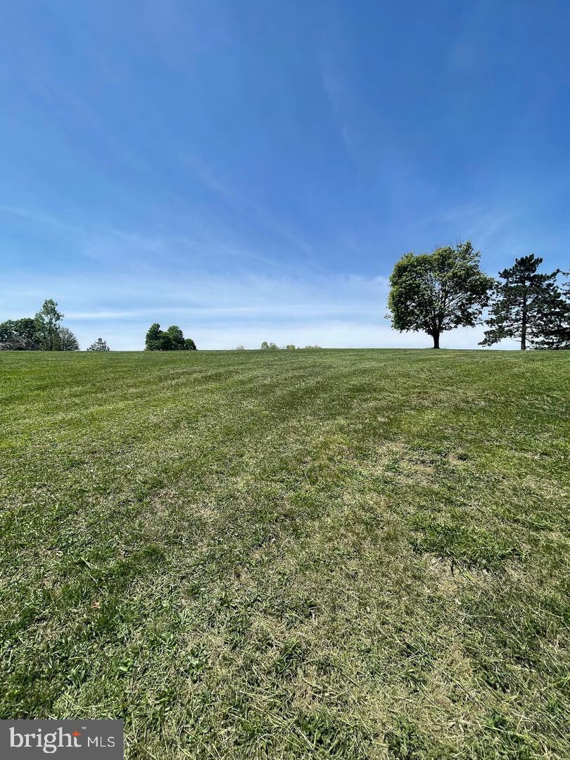 3040 Fairview Dr