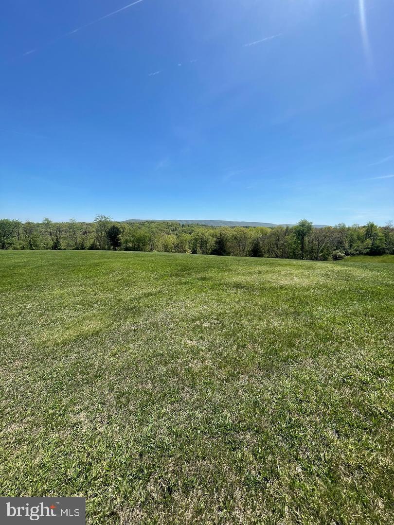 3040 Fairview Dr