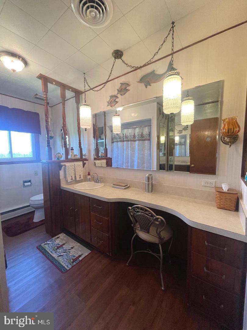 3040 Fairview Dr