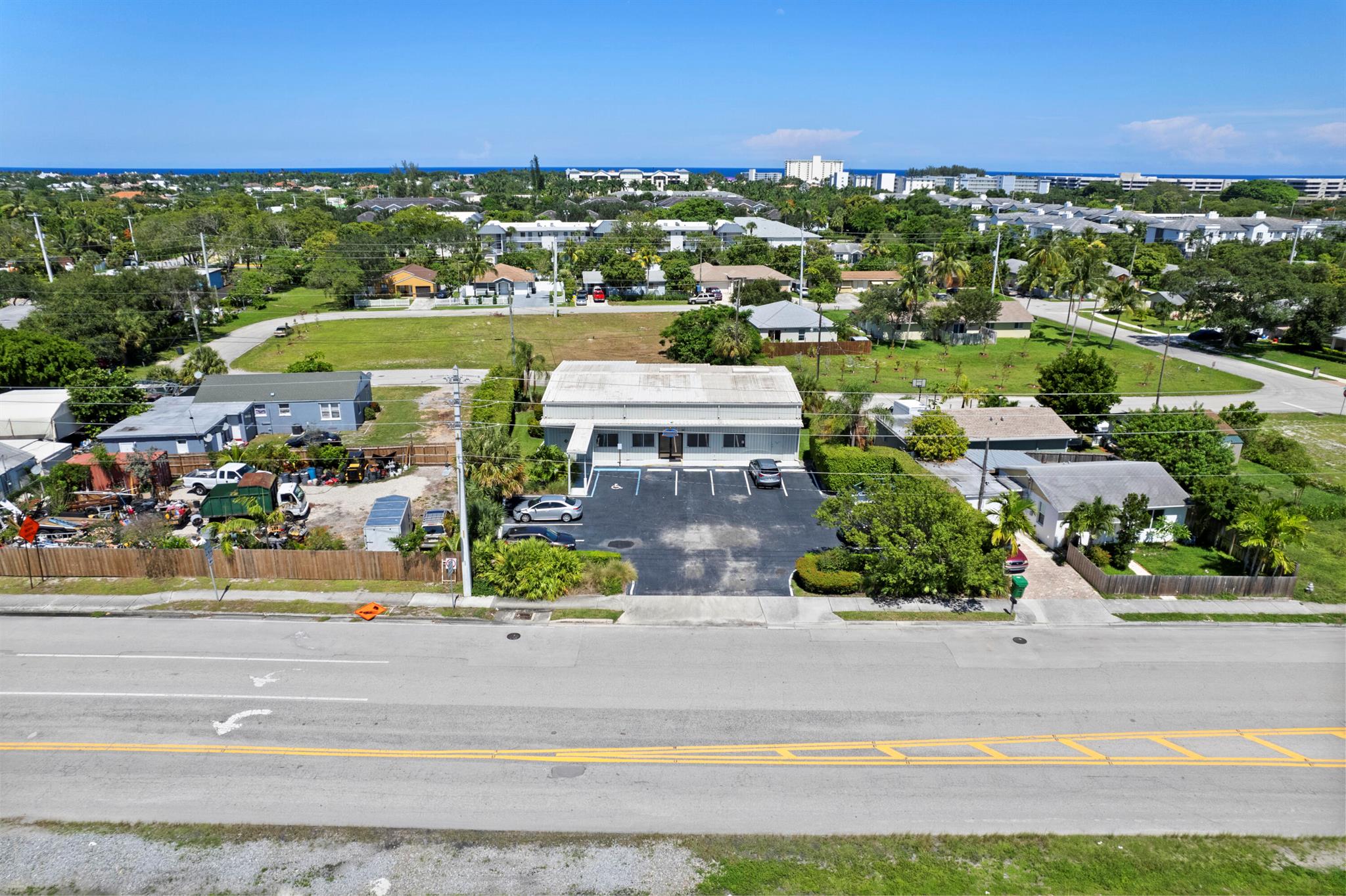 1025 S Dixie Highway