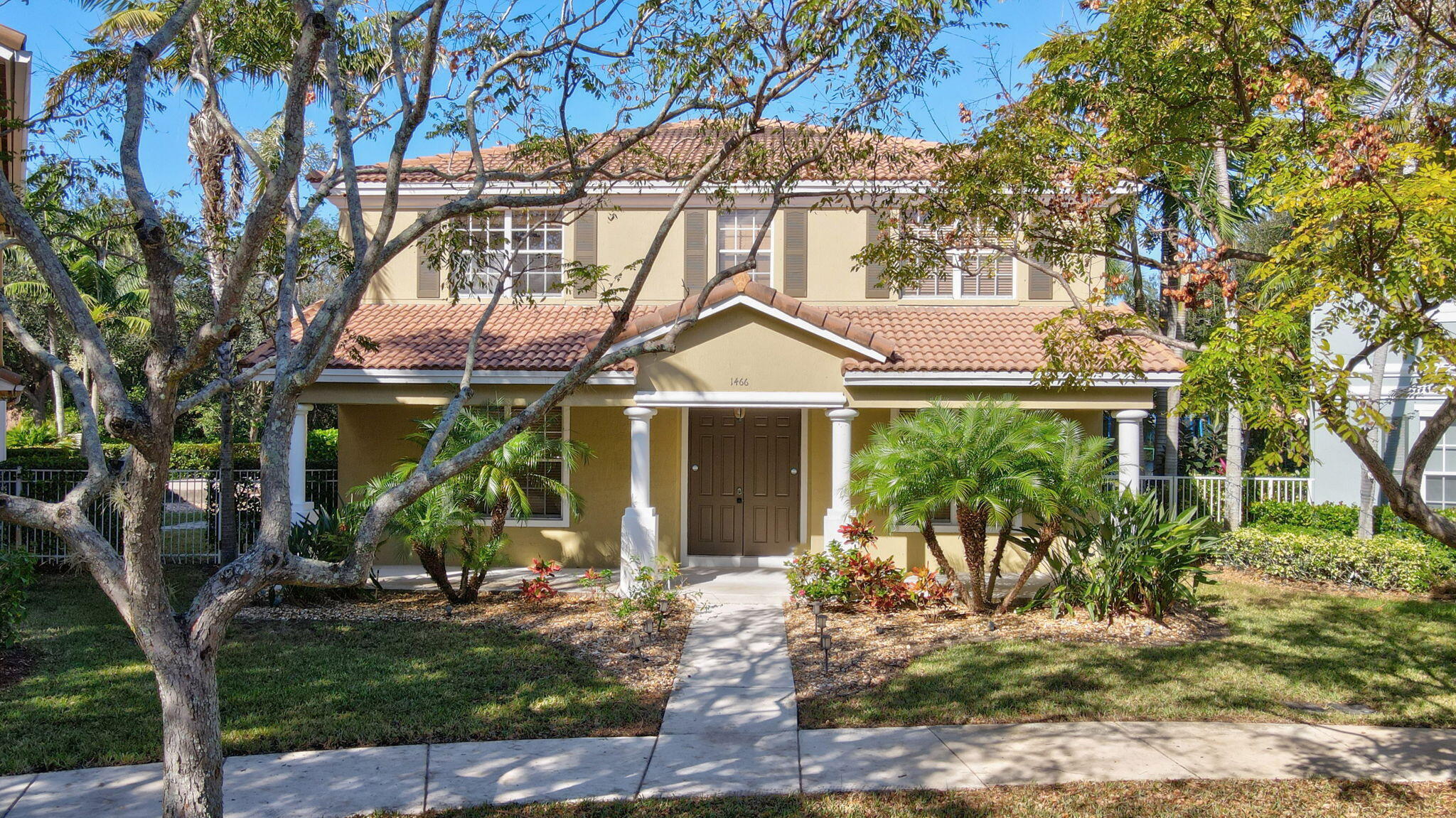 1466 W Bexley Park Drive