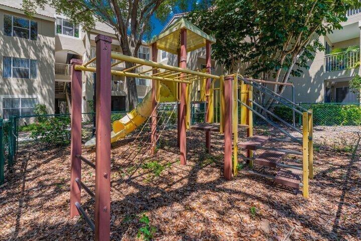 1780 Palm Cove Blvd Boulevard 202