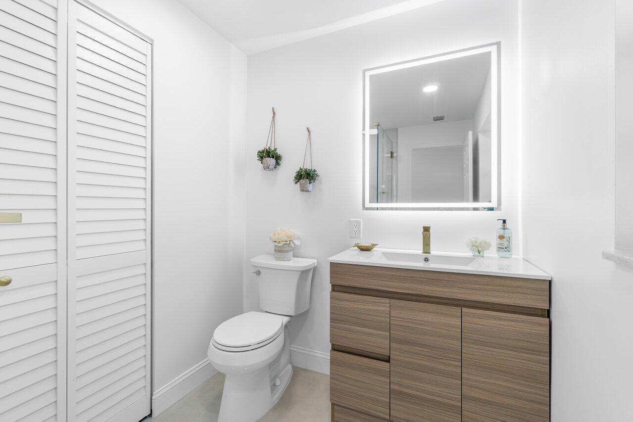 3001 W Linton Boulevard 208c