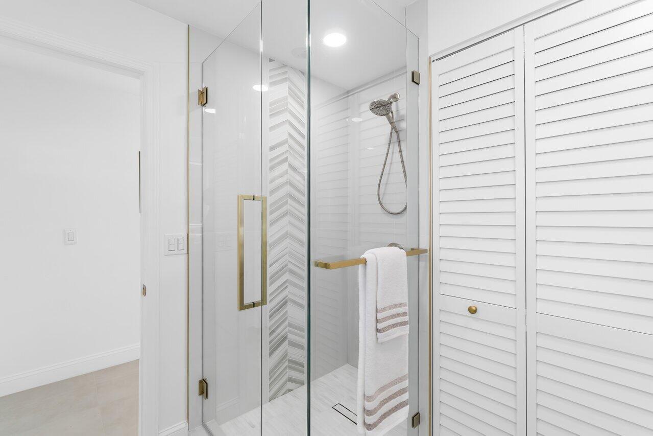 3001 W Linton Boulevard 208c