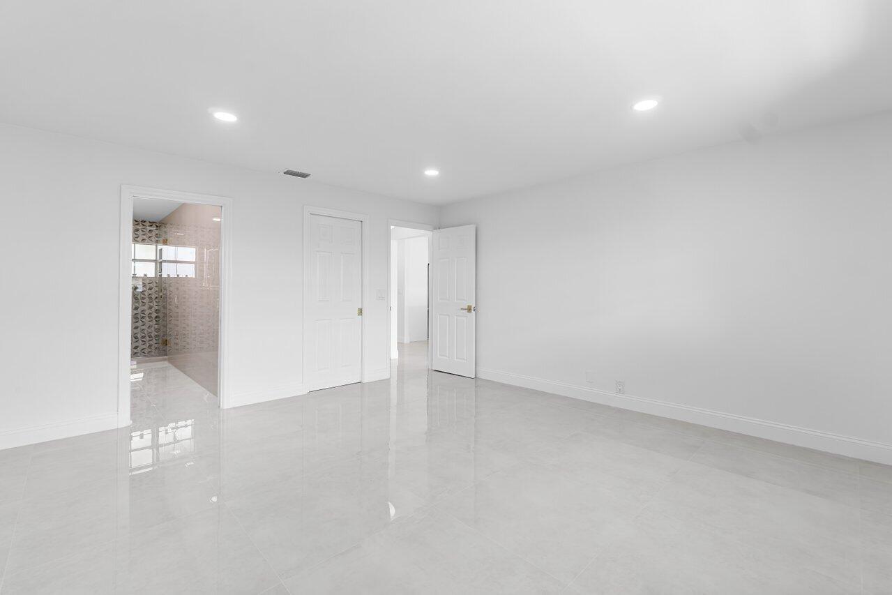 3001 W Linton Boulevard 208c