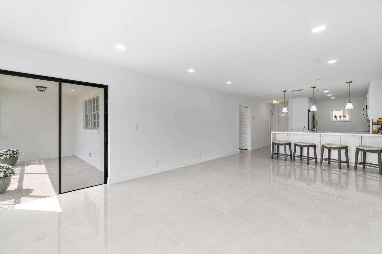 3001 W Linton Boulevard 208c