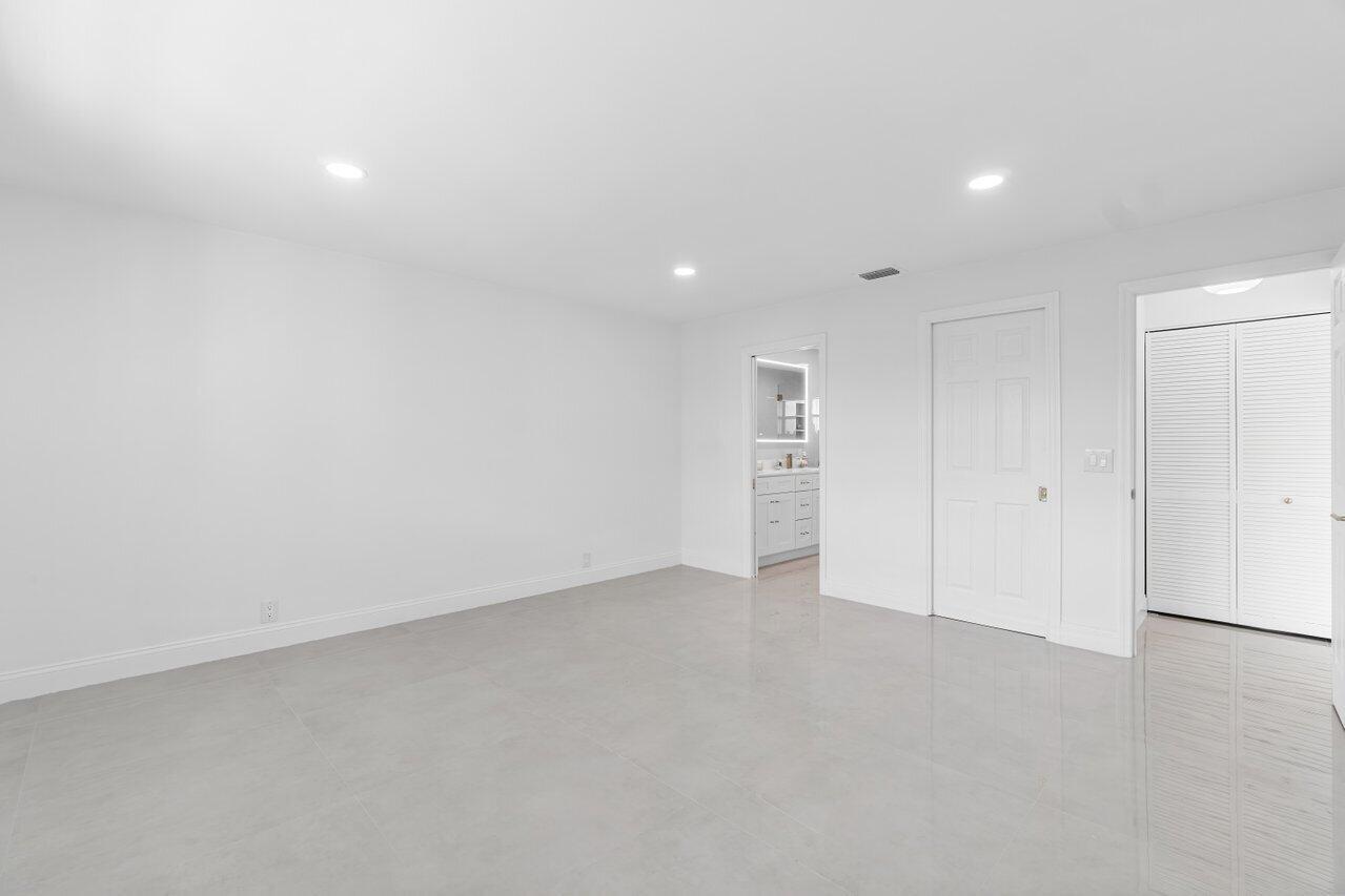 3001 W Linton Boulevard 208c