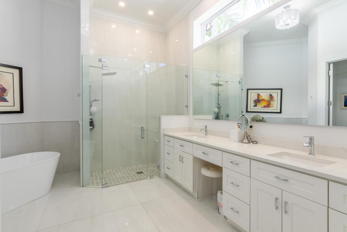 200 Coral Cay Terrace