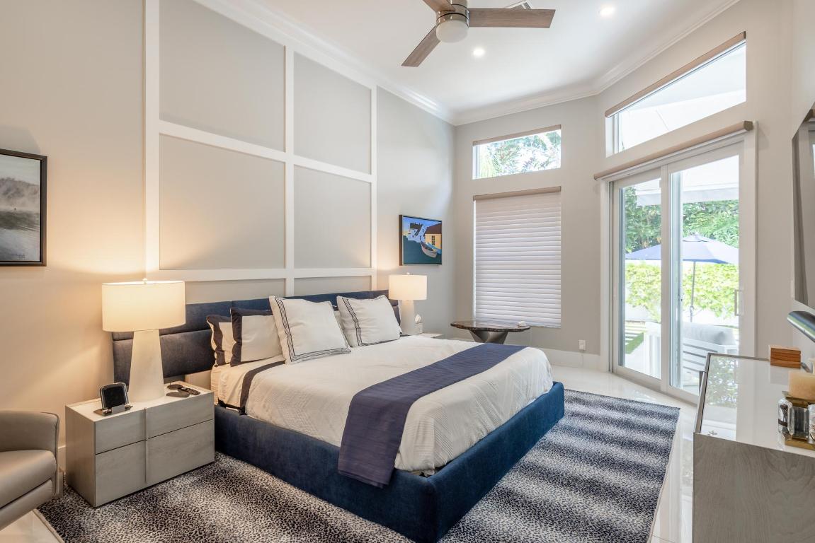 200 Coral Cay Terrace