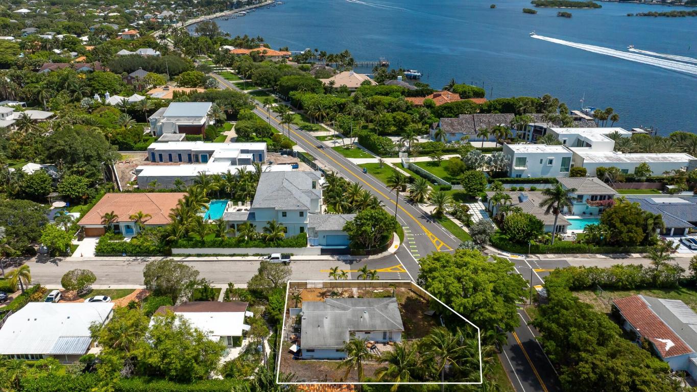 7935 S Flagler Drive