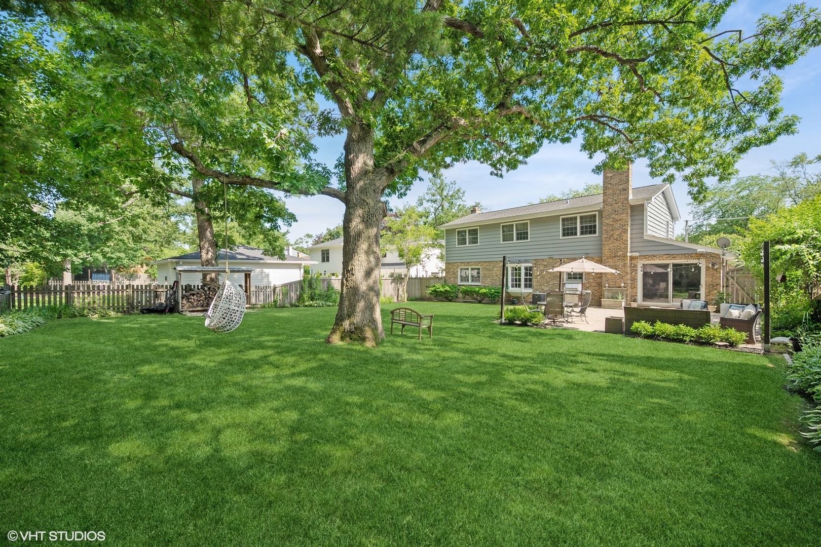 200 W Center Avenue