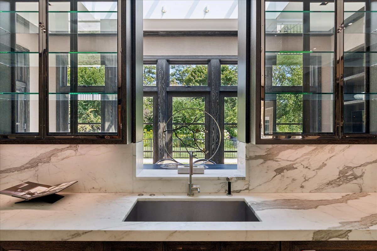 261 E Onwentsia Road