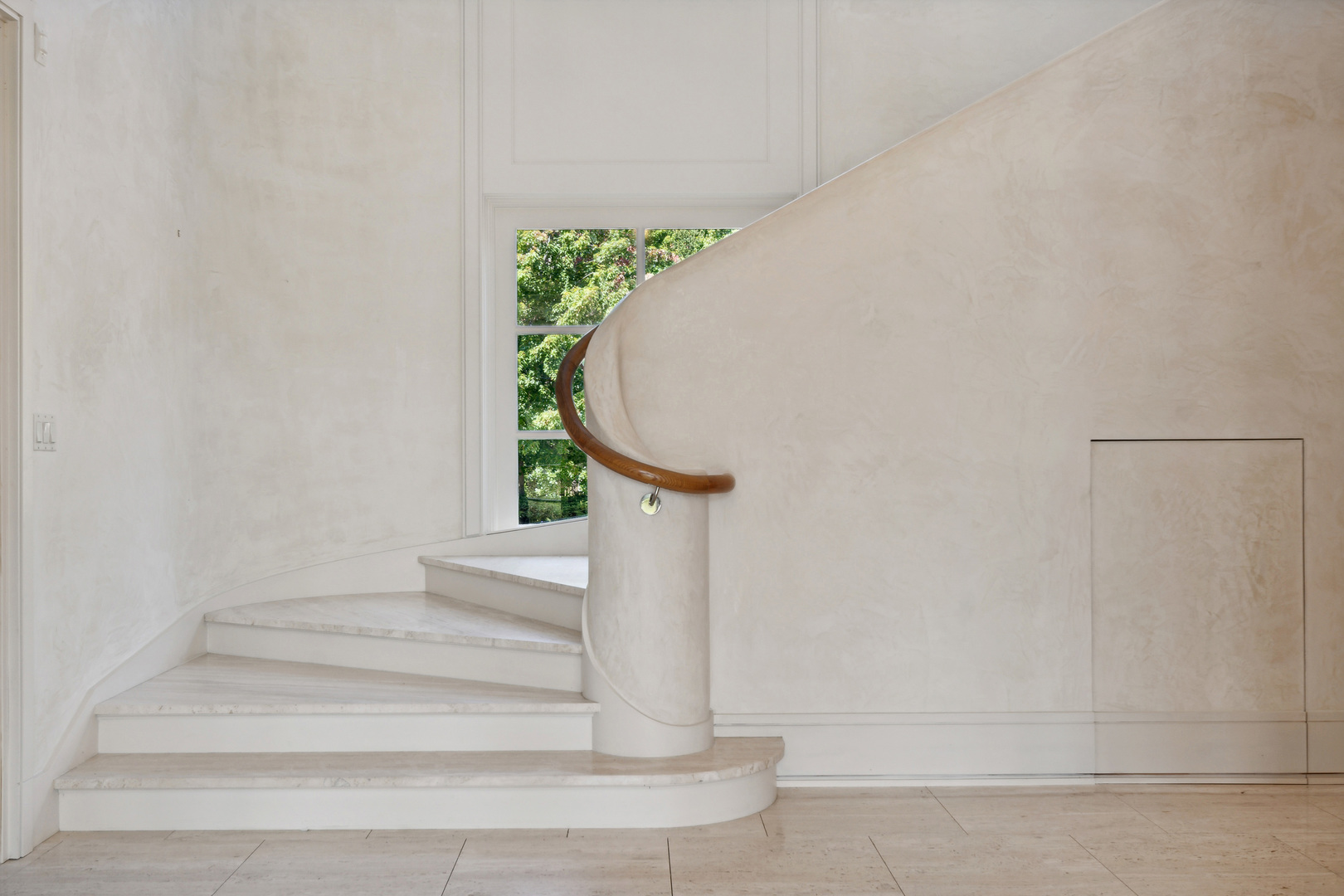 261 E Onwentsia Road