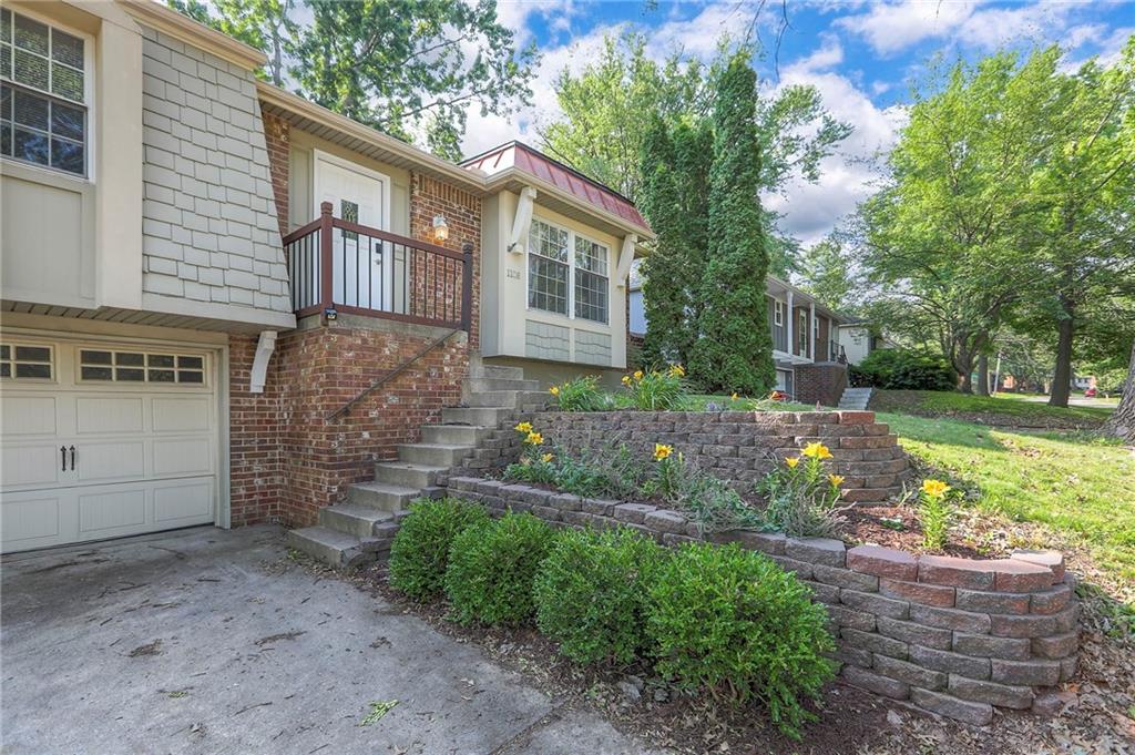 1108 NW Canterbury Road