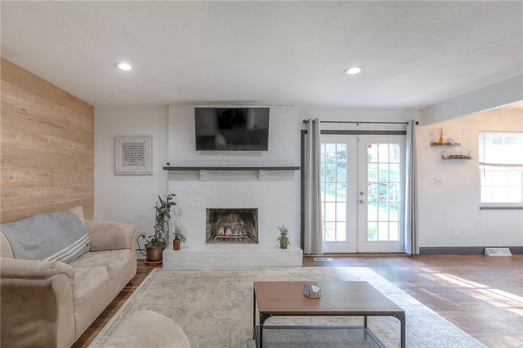 1108 NW Canterbury Road