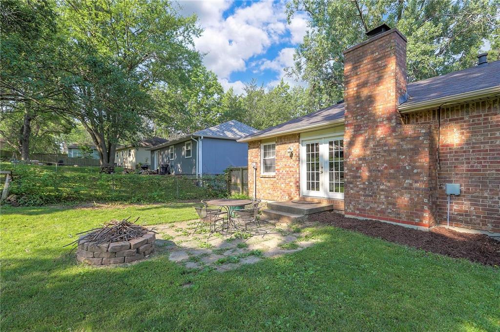 1108 NW Canterbury Road