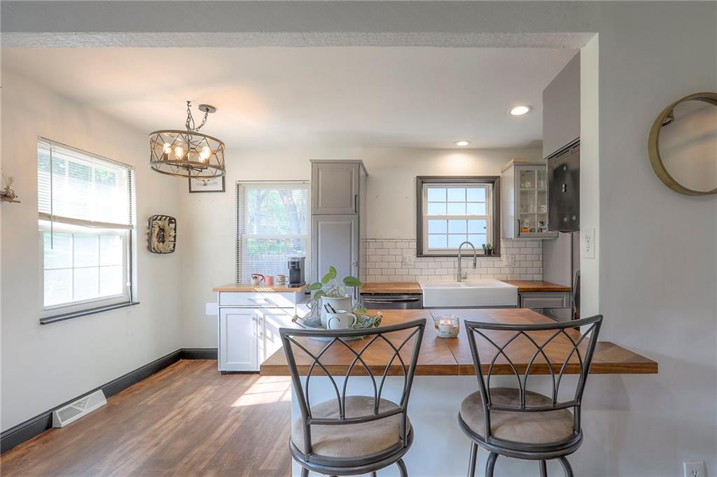 1108 NW Canterbury Road