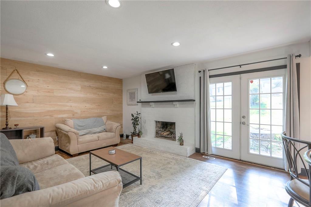1108 NW Canterbury Road