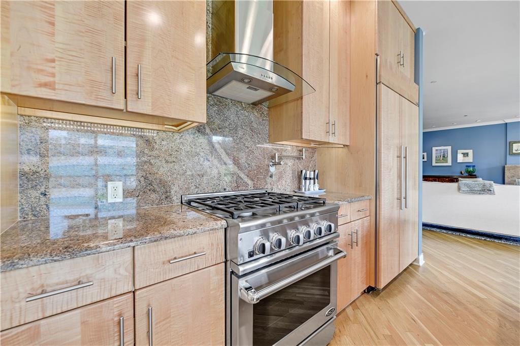 411 W 46th Terrace Unit: 202