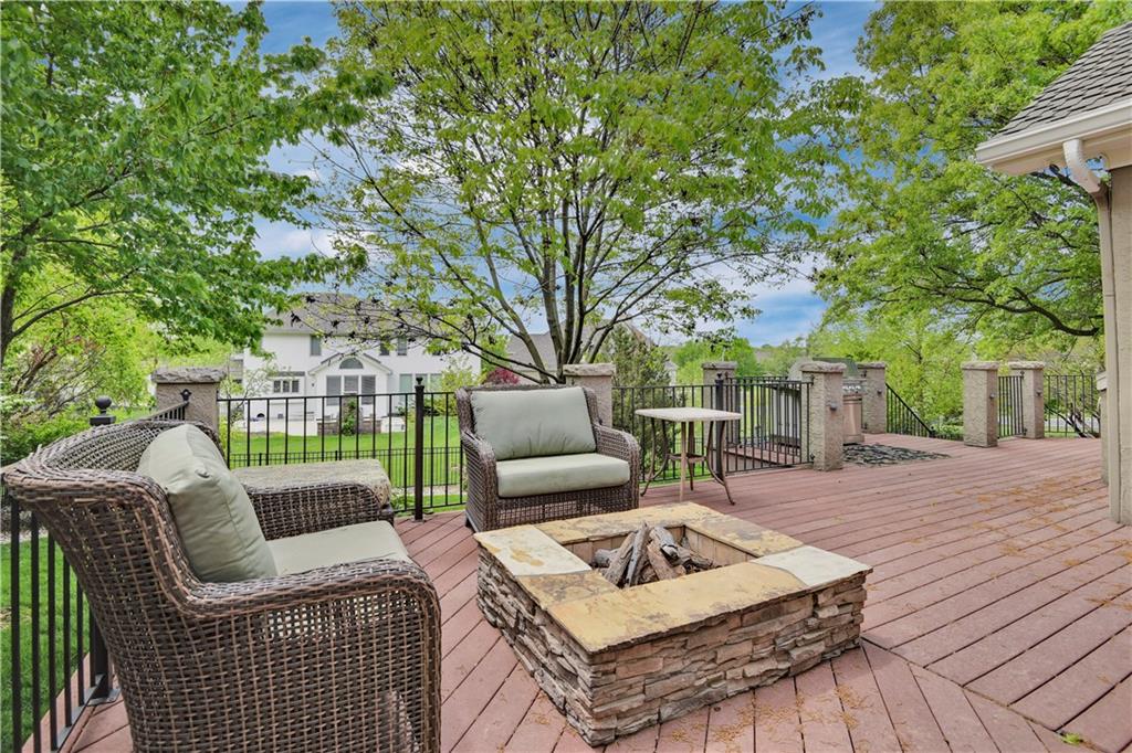 5817 W 147th Place