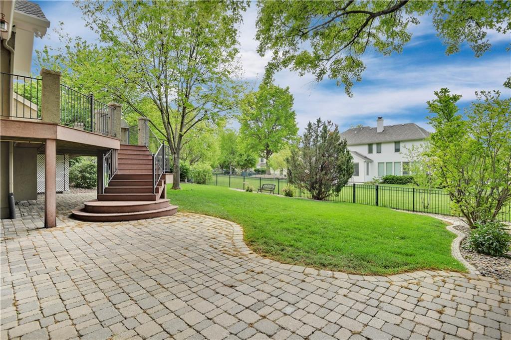 5817 W 147th Place