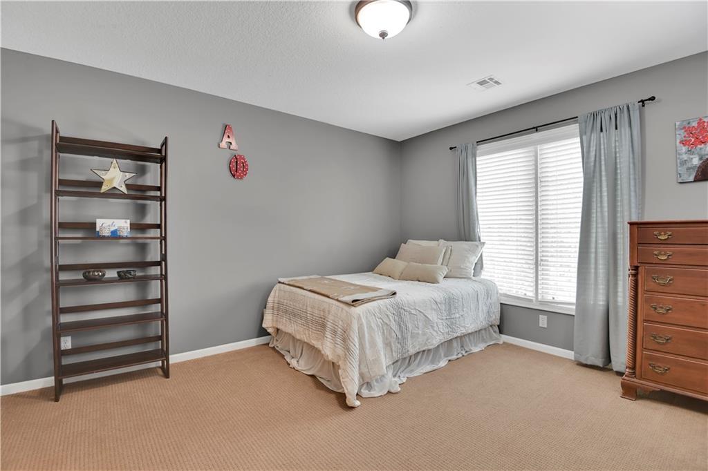 5817 W 147th Place