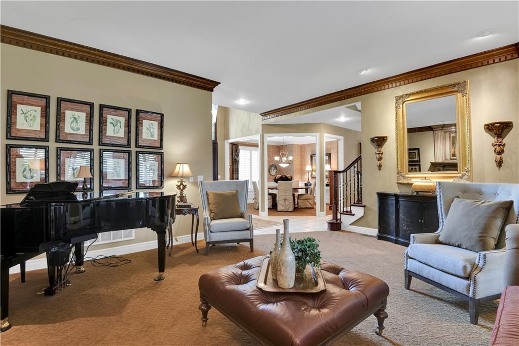 5817 W 147th Place