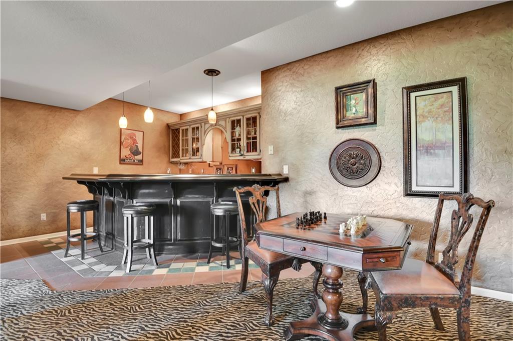 5817 W 147th Place