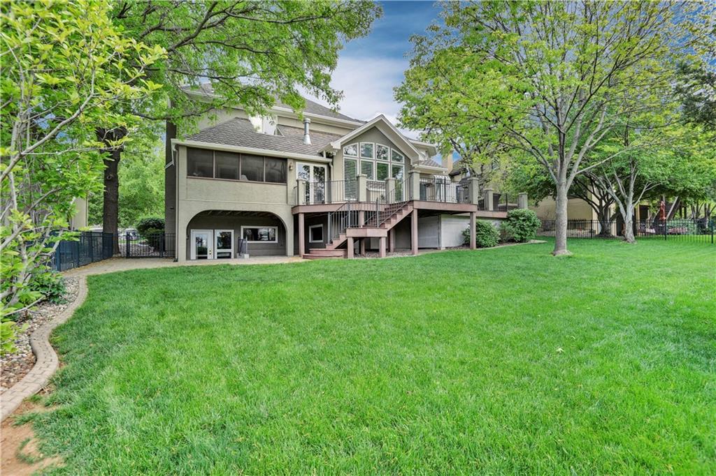 5817 W 147th Place