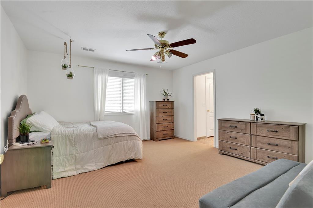 5817 W 147th Place