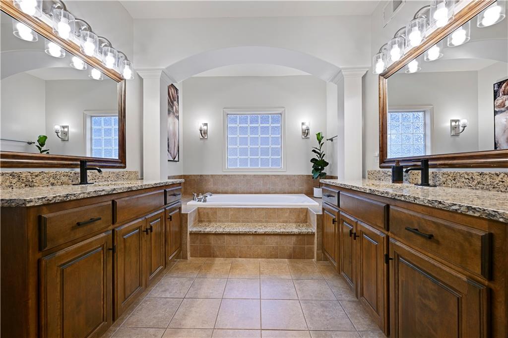 10939 S Carbondale Street