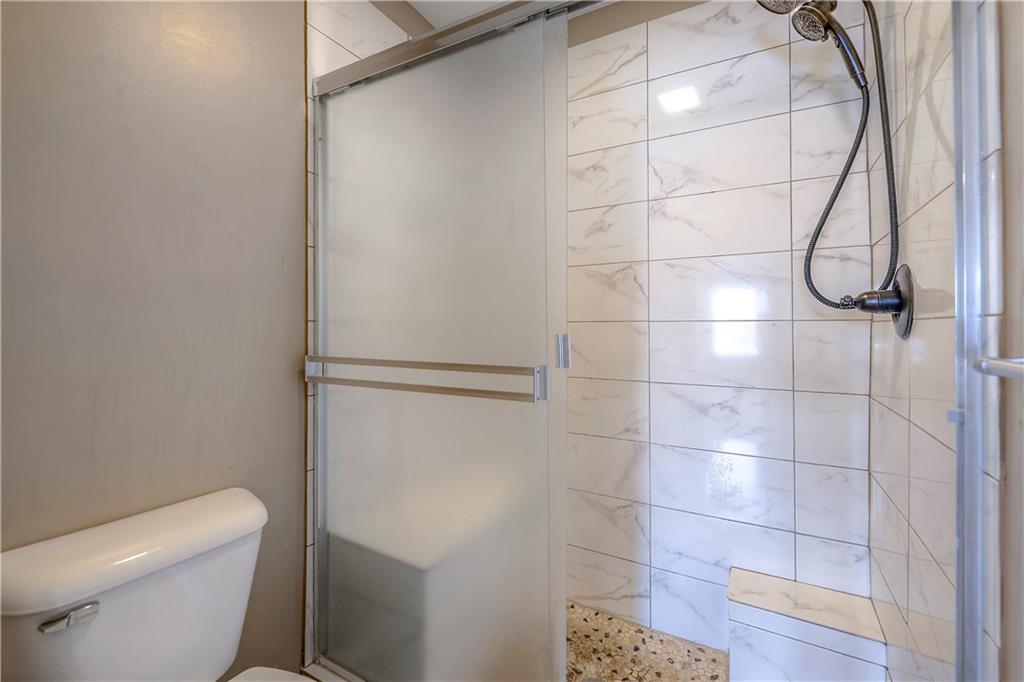 14825 Robinson Street